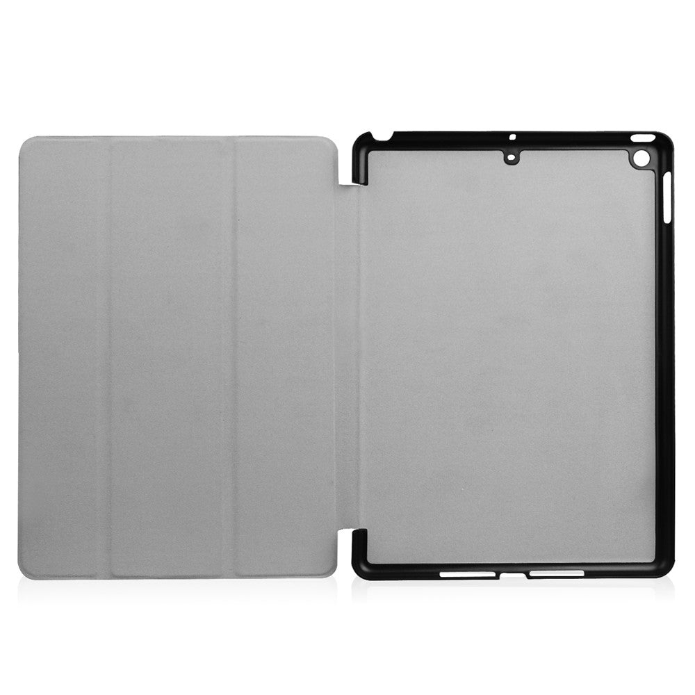 For iPad 9.7 (2018) / 9.7 (2017) Tri-Fold Stand Lightweight Full Protection Smart Leather Tablet Case Cover