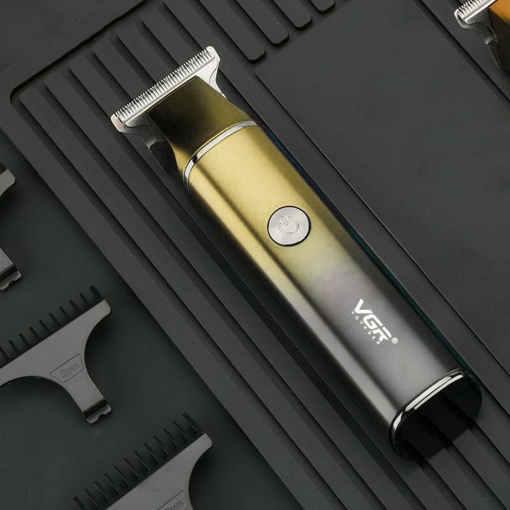 VGR V-986 Digital Display Professional Hair Clipper USB Rechargeable Cordless Hair Trimmer for Home / Salon