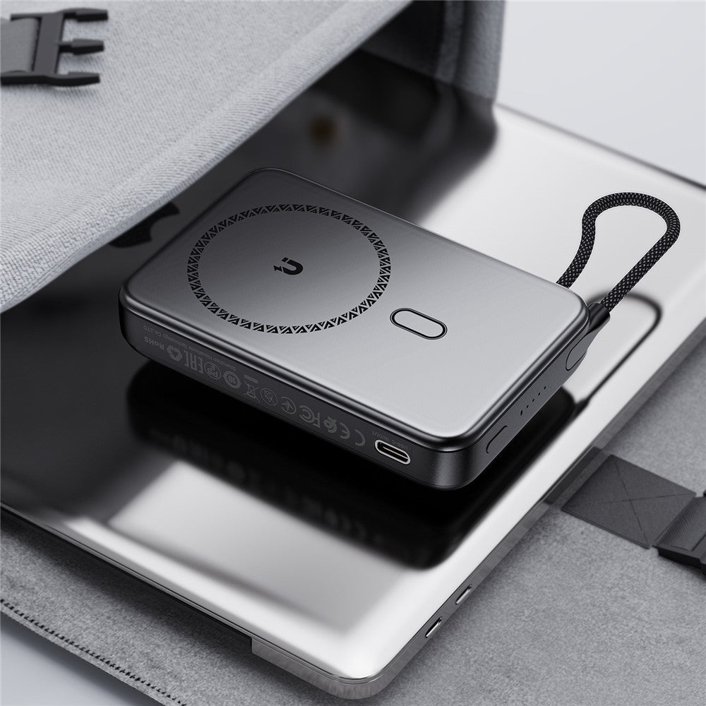 ACEFAST M24 22.5W Magnetic Fast Charging Power Bank with Built-In Stand  /  Cable 10000mAh